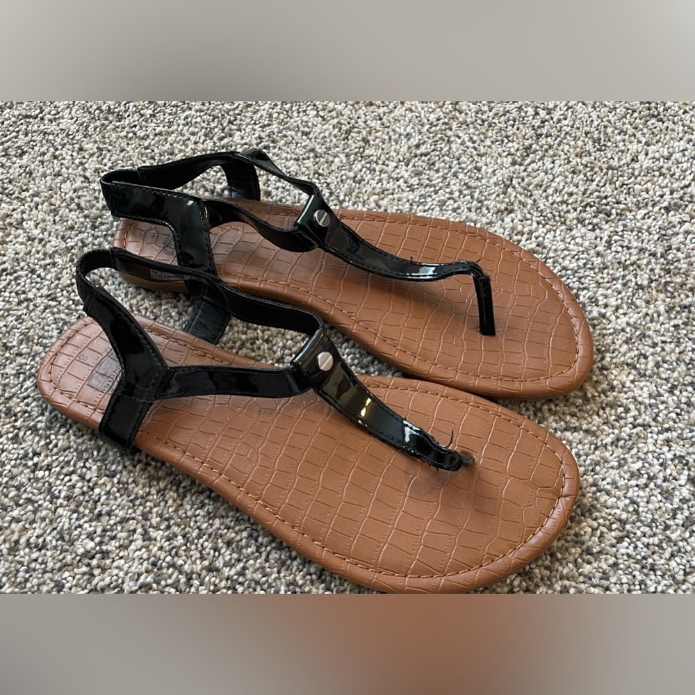 Faded Glory sandals. Never worn. Size 8 black